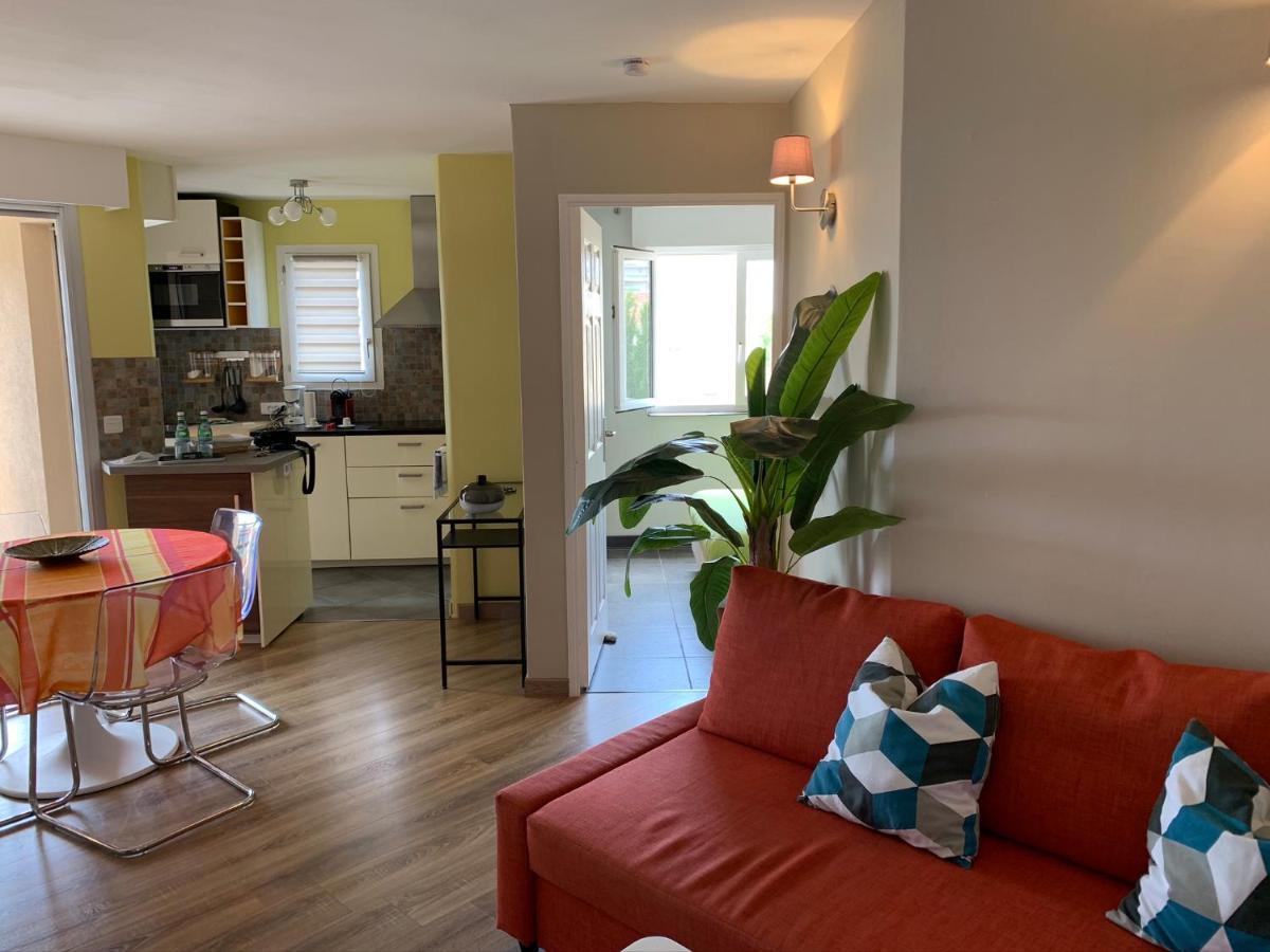 Les Pins Maritimes Apartment เฟรฌูส ภายนอก รูปภาพ