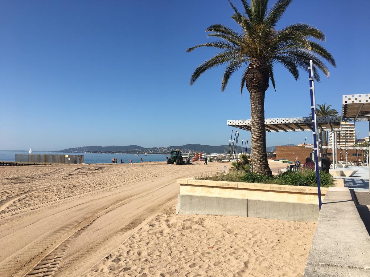 Les Pins Maritimes Apartment เฟรฌูส ภายนอก รูปภาพ